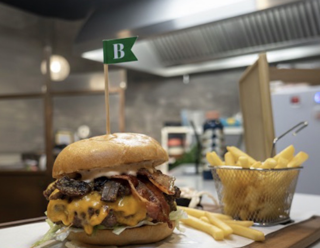 Brogue Royale with Cheese Burger