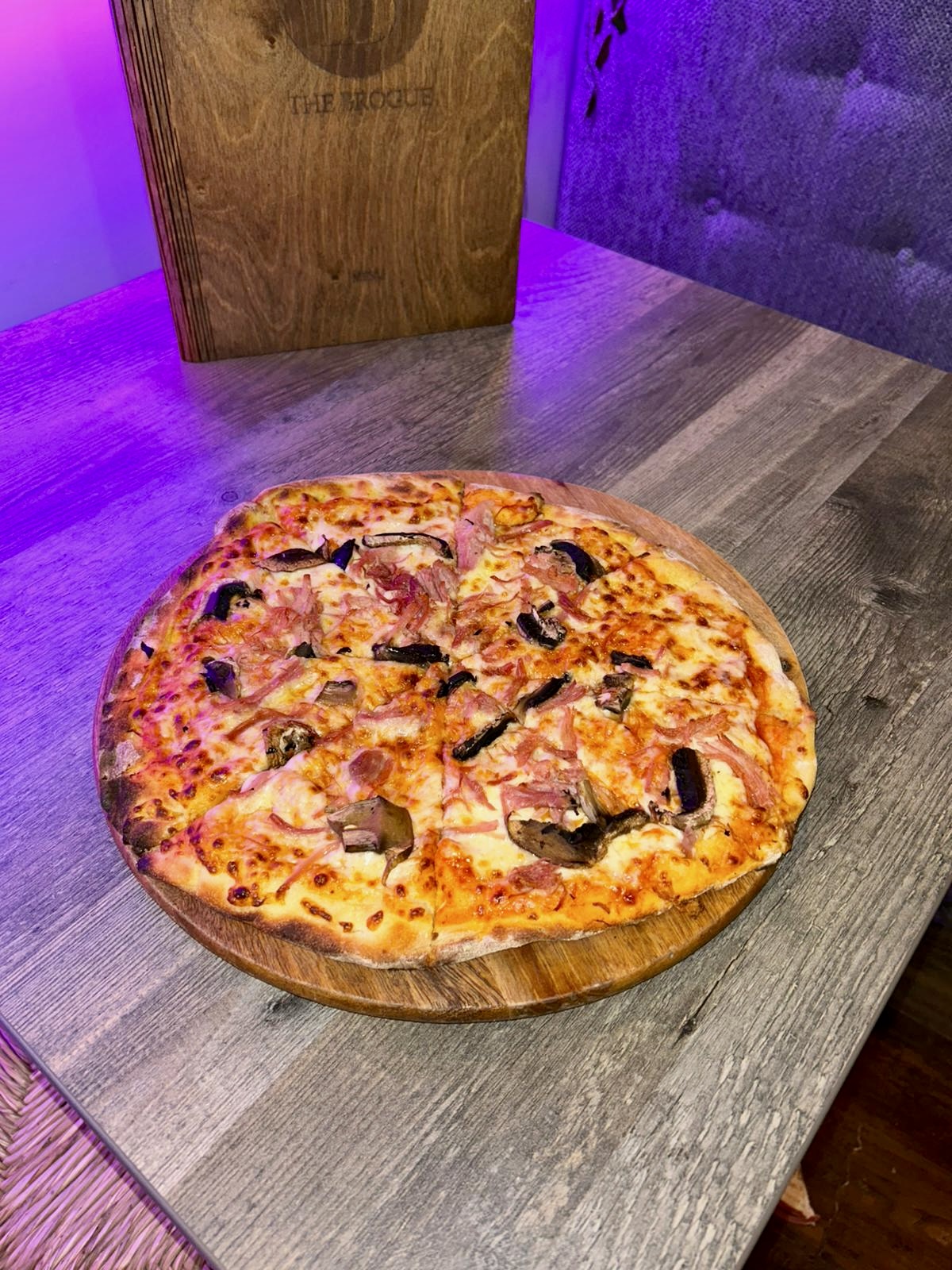 Ham & Mushroom Pizza